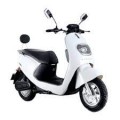 GIO ROYALE ELECTRIC MOPED